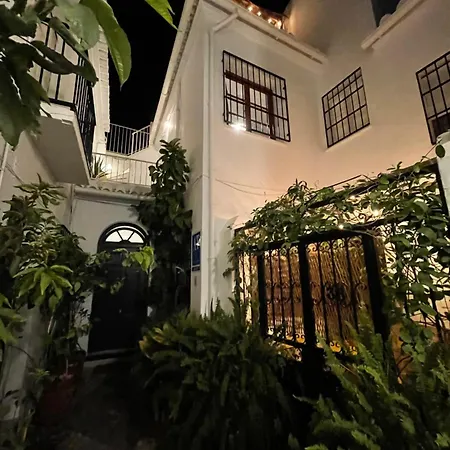 The Boxmaker's House